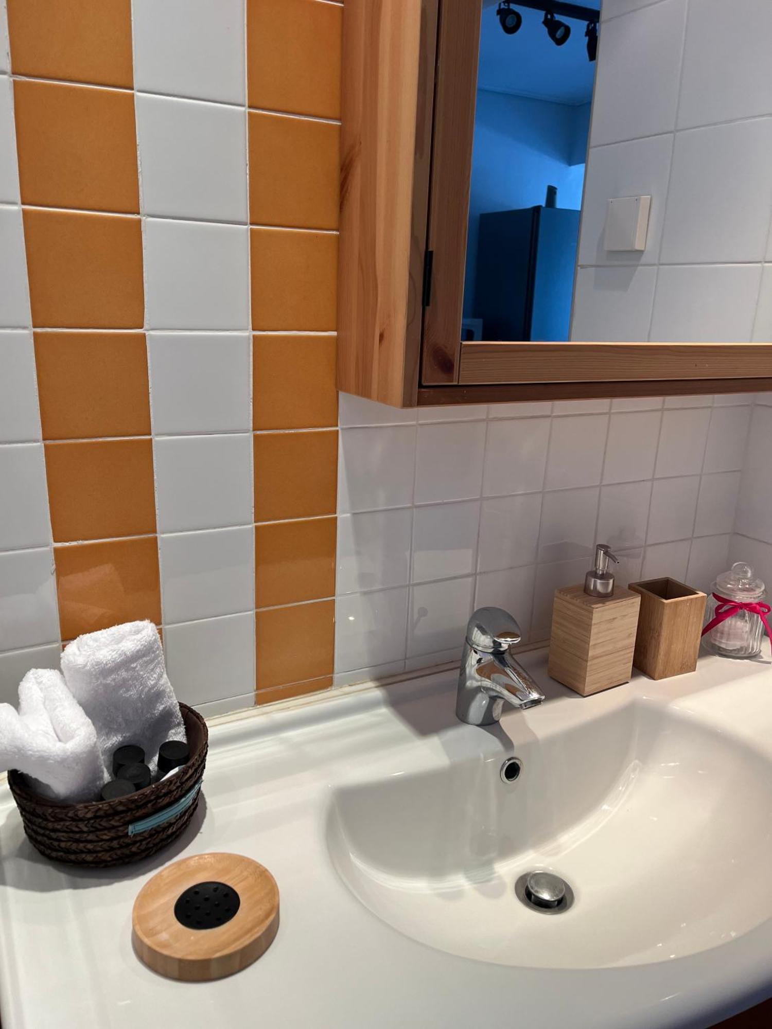 Central Loft D5 Волос Екстериор снимка
